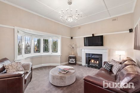 Property photo of 11 Abergeldie Avenue McKinnon VIC 3204