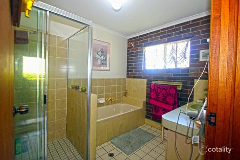 Property photo of 17 Haydn Drive Kawungan QLD 4655