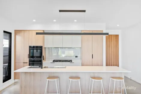 Property photo of 28 Headsail Drive Trinity Beach QLD 4879