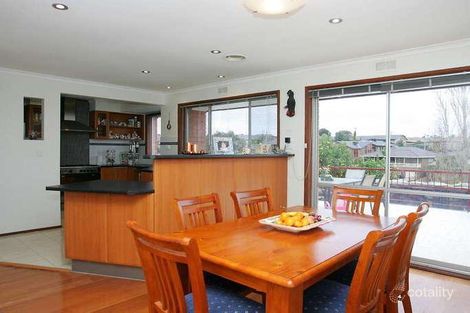 Property photo of 42 Montpellier Drive Avondale Heights VIC 3034