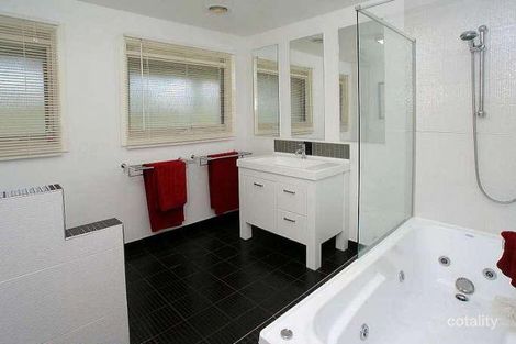 Property photo of 7 Aclare Road Cockatoo VIC 3781