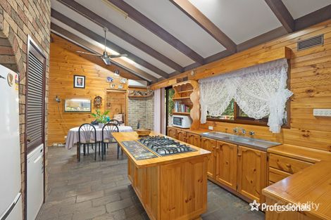 Property photo of 17 William Crescent Millgrove VIC 3799