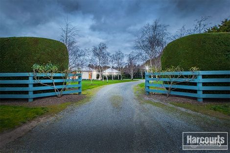Property photo of 9 Pinehill Drive Pakenham VIC 3810