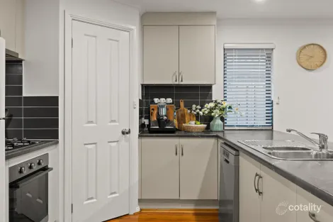 Property photo of 18 Angle Road Seaford Meadows SA 5169