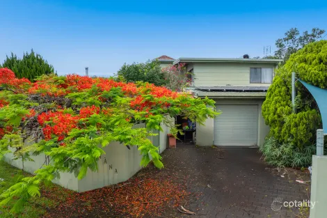 Property photo of 34 Kingfisher Crescent Burleigh Waters QLD 4220