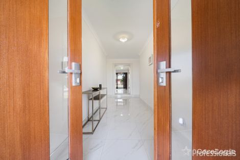 Property photo of 6 Warrego Outlook Ellenbrook WA 6069