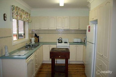 Property photo of 53 Crampton Drive Springwood NSW 2777