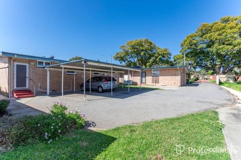 Property photo of 3/3021 Albany Highway Kelmscott WA 6111