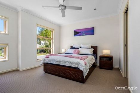 Property photo of 4 Knightsbridge Street Oxley QLD 4075