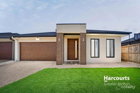 38 TOWER ST, THORNHILL PARK, VIC 3335