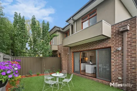 Property photo of 2/130 Bond Street Ivanhoe VIC 3079