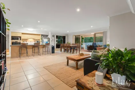 Property photo of 9 Inverpine Court Petrie QLD 4502