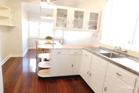 Property photo of 161 Kitchener Road Alfred Cove WA 6154
