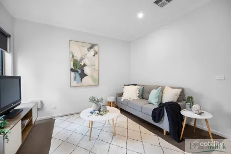 Property photo of 44 Tarneit Road Werribee VIC 3030