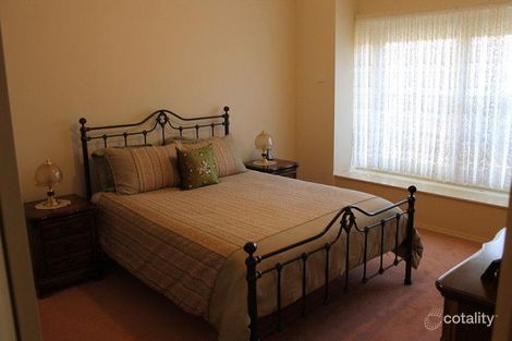 Property photo of 9 Vance Close Darley VIC 3340