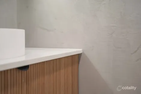 Property photo of 1/89A Bay Terrace Wynnum QLD 4178