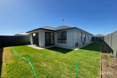 Property photo of 35 Hatcher Road Munno Para Downs SA 5115