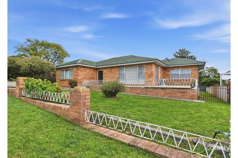 6 Reservoir St, Hillvue, NSW 2340