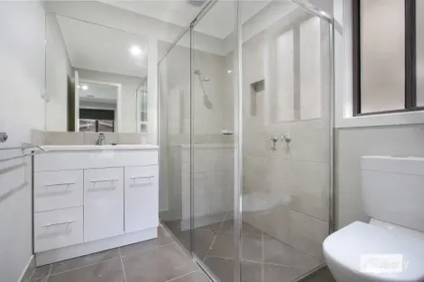 Property photo of 21 Lowerson Way Wodonga VIC 3690