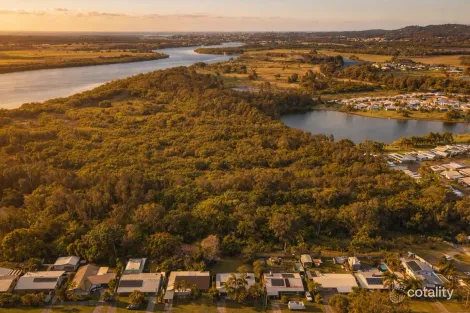 4 Kokoda Ave, Bli Bli, QLD 4560