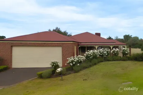 13 Waltham Dr, Mornington, VIC 3931