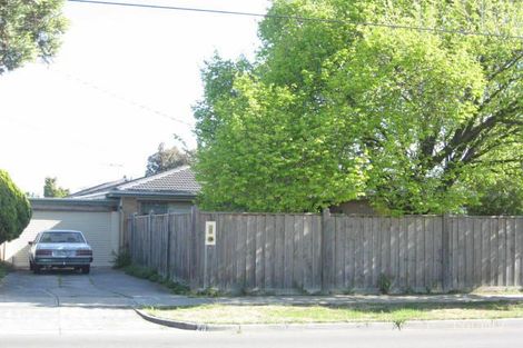 20 Tiverton Dr, Mulgrave, VIC 3170