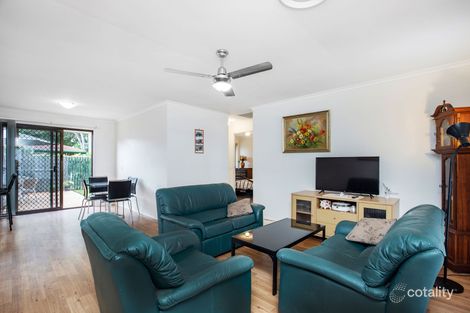 Property photo of 2/23 Morinda Way Labrador QLD 4215