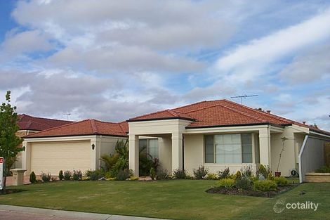 11 Fernhill Ave, Carramar, WA 6031