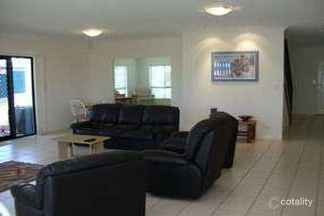 Property photo of 28 Currumbin Place Carindale QLD 4152