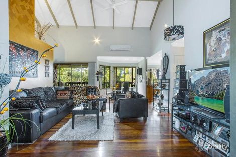 Property photo of 10 Shore Brace Tascott NSW 2250