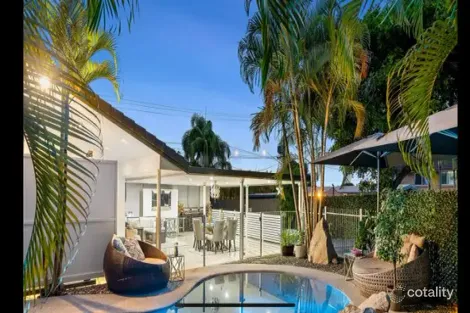 Property photo of 134 Middle Road Boronia Heights QLD 4124