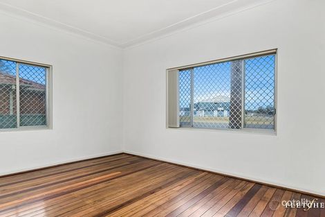 Property photo of 200 Northcliffe Drive Warrawong NSW 2502