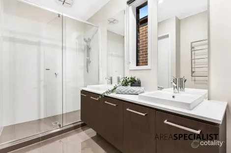 Property photo of 29 Pablo Drive Clyde North VIC 3978