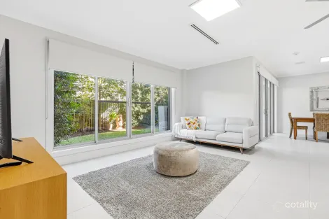15 WALLS AVE, KELLYVILLE, NSW 2155
