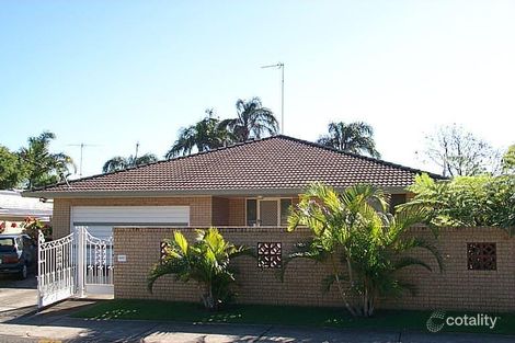 39 Poinciana Bvd, Broadbeach Waters, QLD 4218