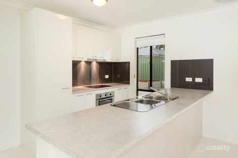 Property photo of 5 Driver Terrace Glenroy NSW 2640