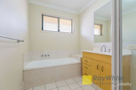 Property photo of 30 Clear River Boulevard Ashmore QLD 4214