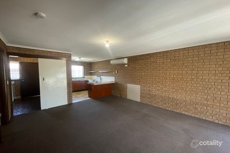 2/482 Breen St, Lavington, NSW 2641