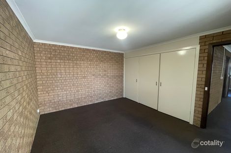 Property photo of 2/482 Breen Street Lavington NSW 2641
