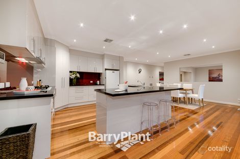 Property photo of 100 Livingstone Boulevard Pakenham VIC 3810