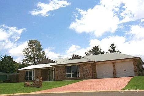 1 Burnell Ct, Glenvale, QLD 4350