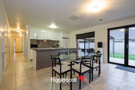Property photo of 12 Melba Court Sandhurst VIC 3977
