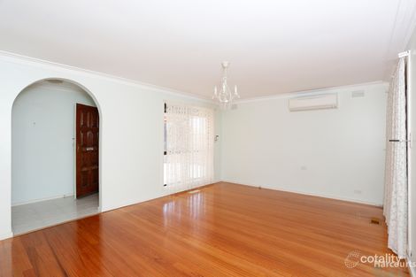 Property photo of 2 Gunbower Close Thomastown VIC 3074