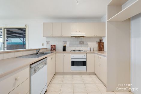 Property photo of 8 Oldtrack Place Hoppers Crossing VIC 3029