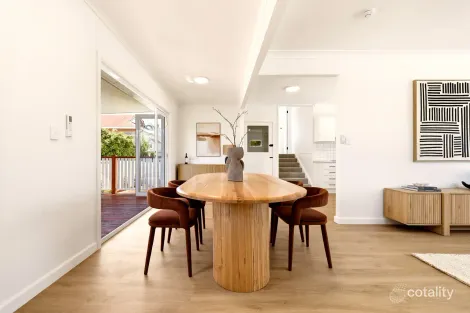 Property photo of 2 Rotary Crescent Redcliffe QLD 4020