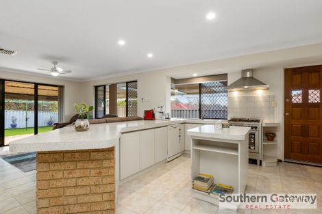 Property photo of 13 Werloo Court Leda WA 6170