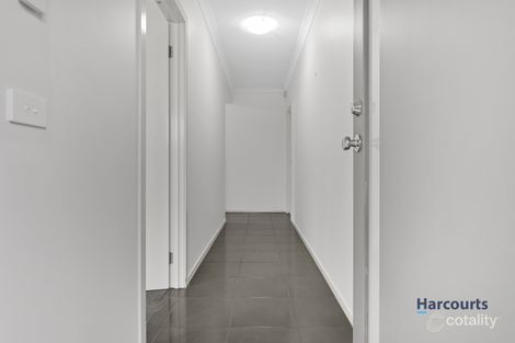 Property photo of 32 Beagle Street Tarneit VIC 3029