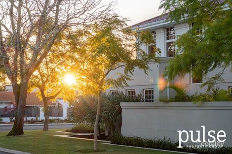 Property photo of 2 Peter Way Rossmoyne WA 6148