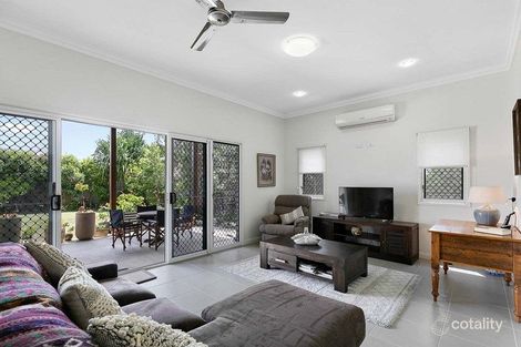 Property photo of 2/55 Esplanade Point Vernon QLD 4655