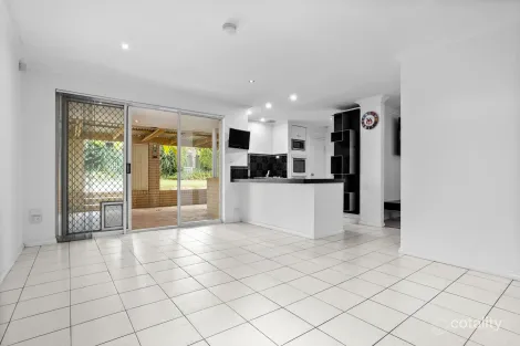 Property photo of 20B Feathertop Rise Alexander Heights WA 6064